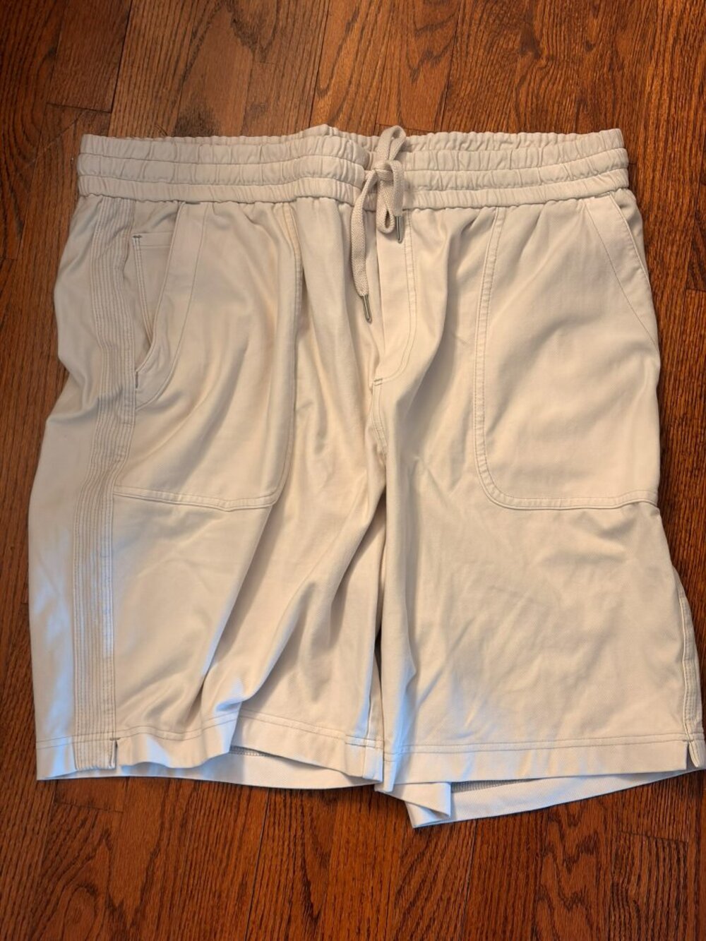 Athleta Farallon Shorts, size 20